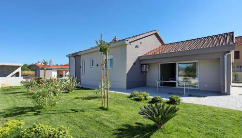 Fjaka holiday home - Foto 3, Garden