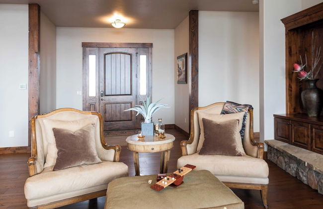 Heritage by Avantstay Luxe Oregon Retreat + Deck - Foto 9