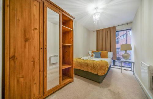 Modern City Centre 2 Bedroom flat in Birmingham - Free parking, Netflix - Foto 5