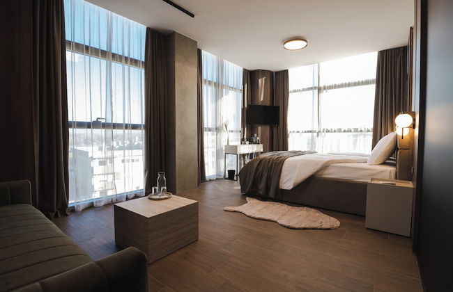 DISTRICT boutique - Photo 42