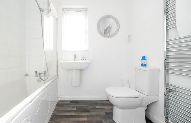 Modern West Midlands Family Home With Garden - Foto 23