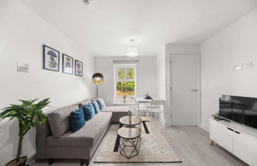 Modern 2-Bed House 10-min to Leeds City Centre - Photo 6