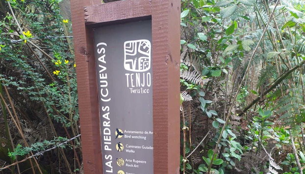 Senderismo por las cuevas de Tenjo - Foto 5, Carteles informativos de las cuevas de Tenjo