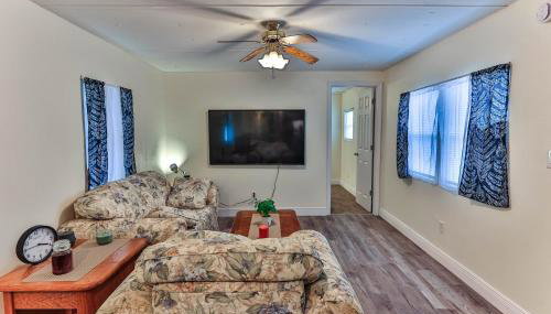 2BR House + BBQ • Near Silver Springs - Foto 1