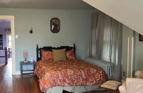 Historic Tudor with River Views & Fun Gaming Room - Foto 30