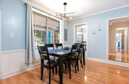 Farmhouse and Charming Place - Photo 8