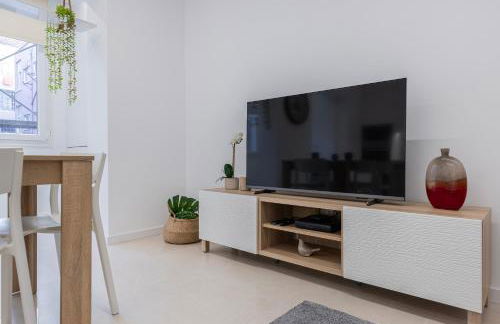 New Apartment by the Metro IV - Foto 19