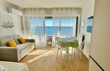 Casa Sud Menton Studio Front de Mer Vue Mer Panoramique Terrasse Parking - Foto 3