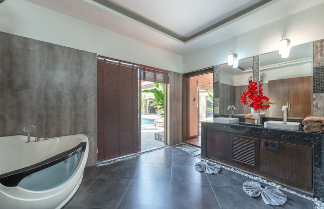 Generous 6BR Balinese Pool Villa Sophia - Photo 25