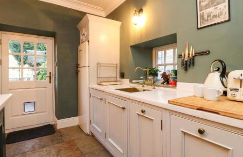 Devonshire House - Photo 15