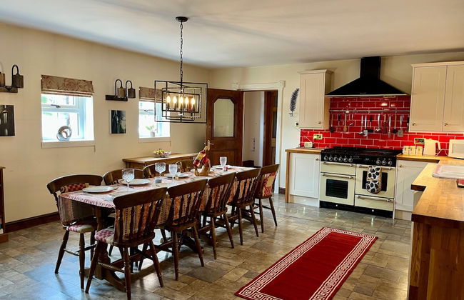 Quaint 4 Bed Barn Conversion Barnhouse Starshinezz - Foto 13