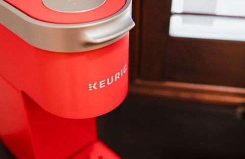 Peaceful Getaway with Renovated Amenities - Foto 23