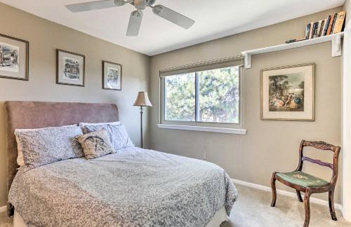 Near Shops & Eats! Centennial Home w/ Sunroom - Foto 24
