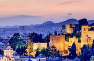 CASA NATY, Espacioso Renovado Apartamento en el Centro de Malaga - Photo 26