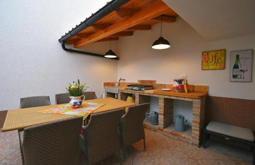 Holiday house with WiFi Paz, Central Istria - Sredisnja Istra - 16623 - Foto 10