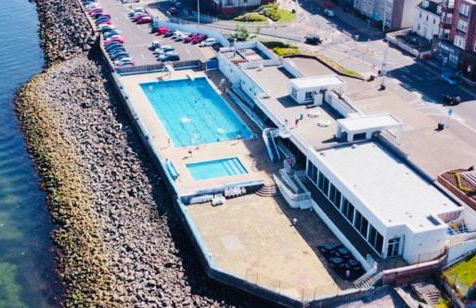 THE RESTING LION - Gourock Town Center Holiday Home Apartment - Foto 38