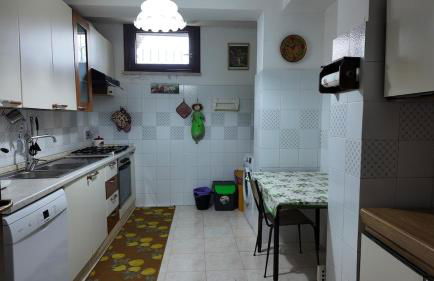 Whole apartment in Villa surrounded by green - Foto 55