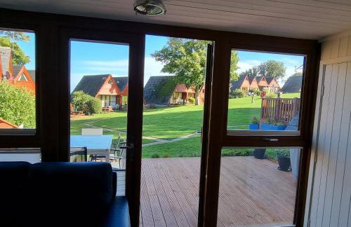 Chalet Brightstone Kingsdown Cliffs location with indoor pool, tennis court, mini-golf short walk to beach and 3 great local pubs - Foto 4