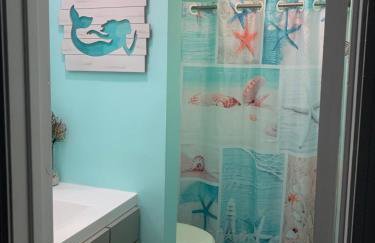 Beach access close to Walmart, Bowling,skating and Game room - Photo 49