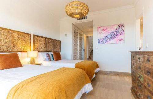 Fantástico Ático Dúplex en Marbella, con vistas al mar y a 300 metros de la playa - Photo 8