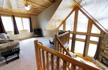 Lakefront Hideaway - Foto 12