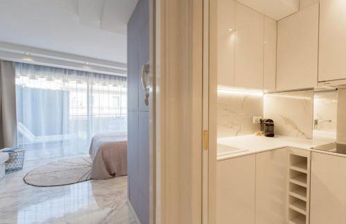 ROYAL PROMENADE Pool Terrace Sea View Air Conditioning - Foto 8