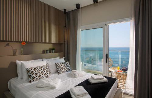 Hersonissos Beach Front Suites - Photo 14