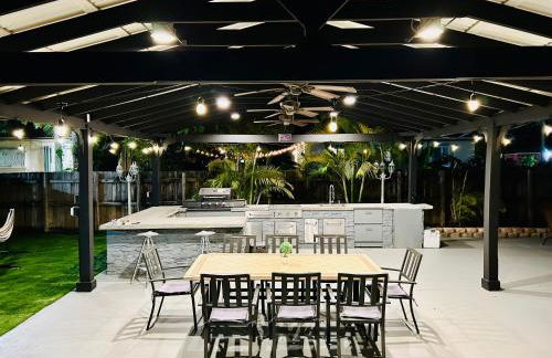 Heated Pool Tropical House with Summer Kitchen 3BR- Oasis in Miami! - Foto 20