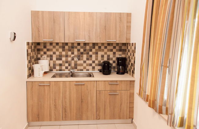 Fabulous Apartment Across Flisvos - Foto 17