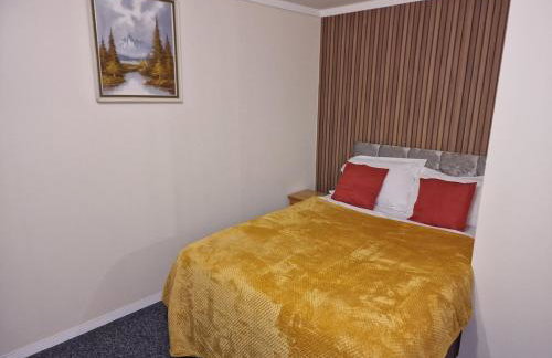 NightRest Homes 5 minutes to Luton Airport -Wifi - Free Parking -Luton - Foto 9