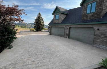 King Home- Mountain Oasis Pool & Views - Foto 59