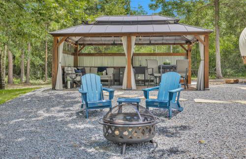 Secluded Luxury Wagon with Pond, King Bed, Full Bath, Patio - Foto 23