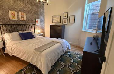 The Blue Comfort & MINS to Newyork City with parking - Foto 13