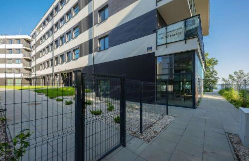 Modern Apartment by the Lake with Parking & Sauna in Zegrze by Noclegi Renters - Foto 39