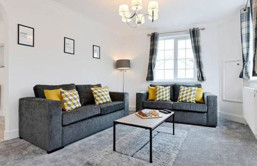 Gower Vista 3 bed in Mumbles with free parking & sea views - Foto 1