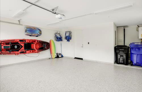 Coastal retreat near the beach w Panoramic Ocean Views, Rooftop Deck, & Firepit - Foto 41