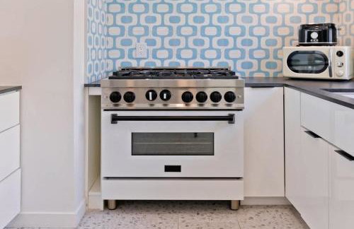 Quintessential Family Palm Springs Salt Pool Spa Casita - Foto 20