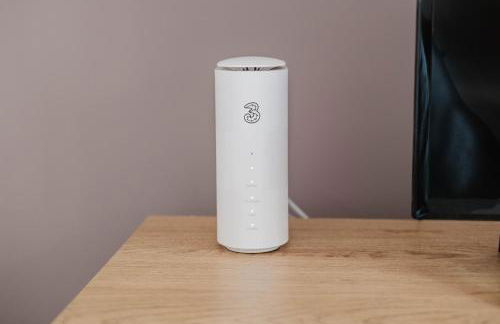 Modern and Comfortable Home away from Home - Photo 34