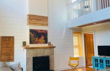 Triple Brick on Main - Photo 25