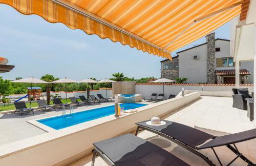 Villa Anela - Photo 17