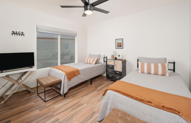 Peoria Oasis on Golf Course Pool Putting Green - Foto 22