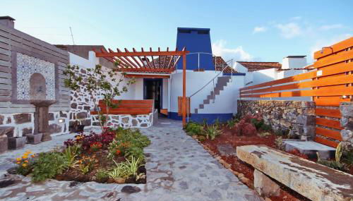 A Casinha Azul - Photo 3, Garden, Garden view