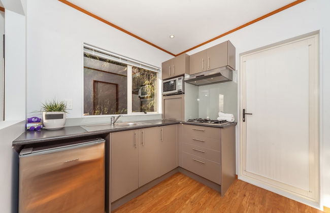 Romantic Piha - Photo 5