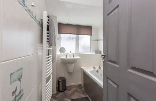 City home with parking and garden- pet friendly - Photo 67