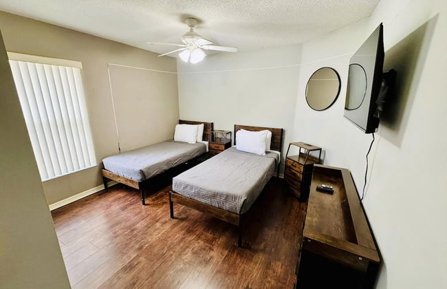 Private Pool House With Lake View, Near all Famous Attractions!!! - Foto 1