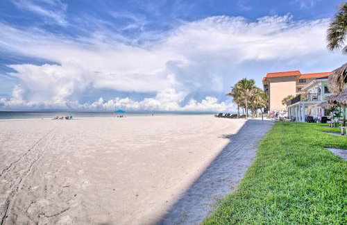 Beachfront Condo with Pool in Redington Shores - Foto 34