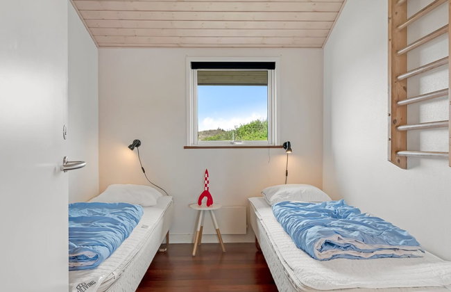 "Thrugils" - 500m from the sea - Foto 26
