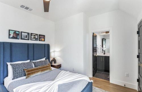 Chic Austin Getaway brand new with rooftop patio - Foto 38