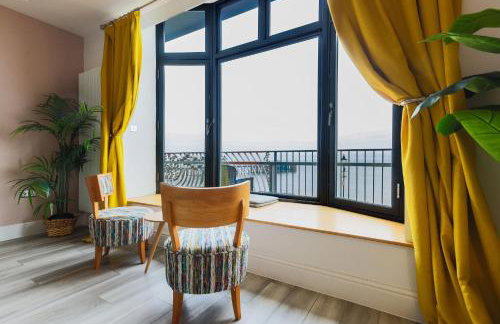 Luxury 1BR Seafront Apartment - Foto 33