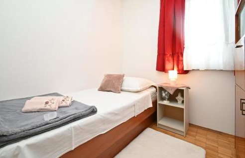 Nice Home In Blato Na Cetini With Wifi - Photo 21